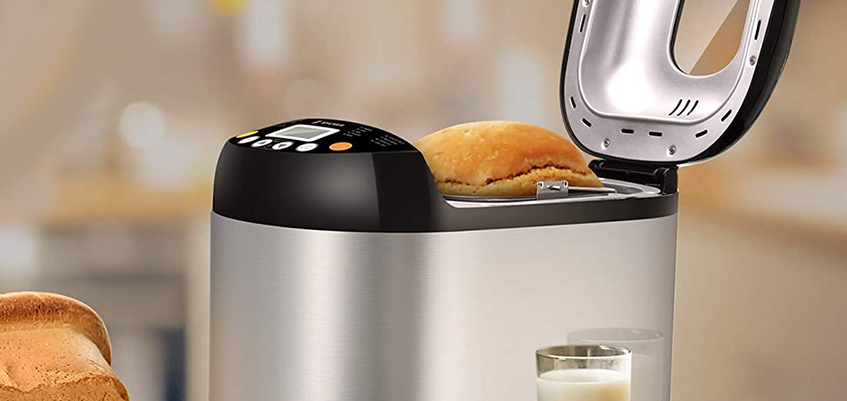 10 Best Bread Machine Under $200 – Buyer’s Guide And Reviews